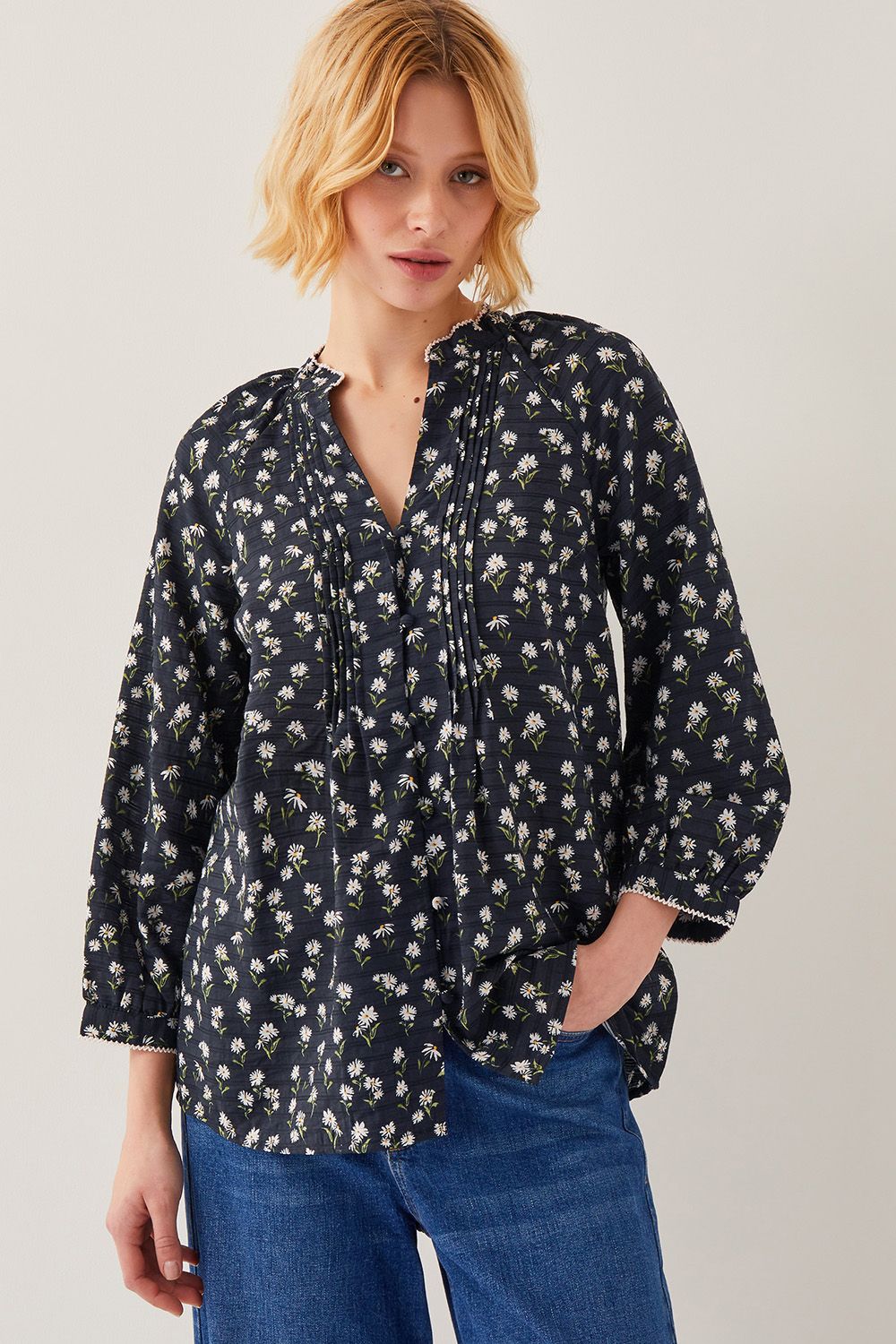 Orielle Pintuck Floral Blouse Black