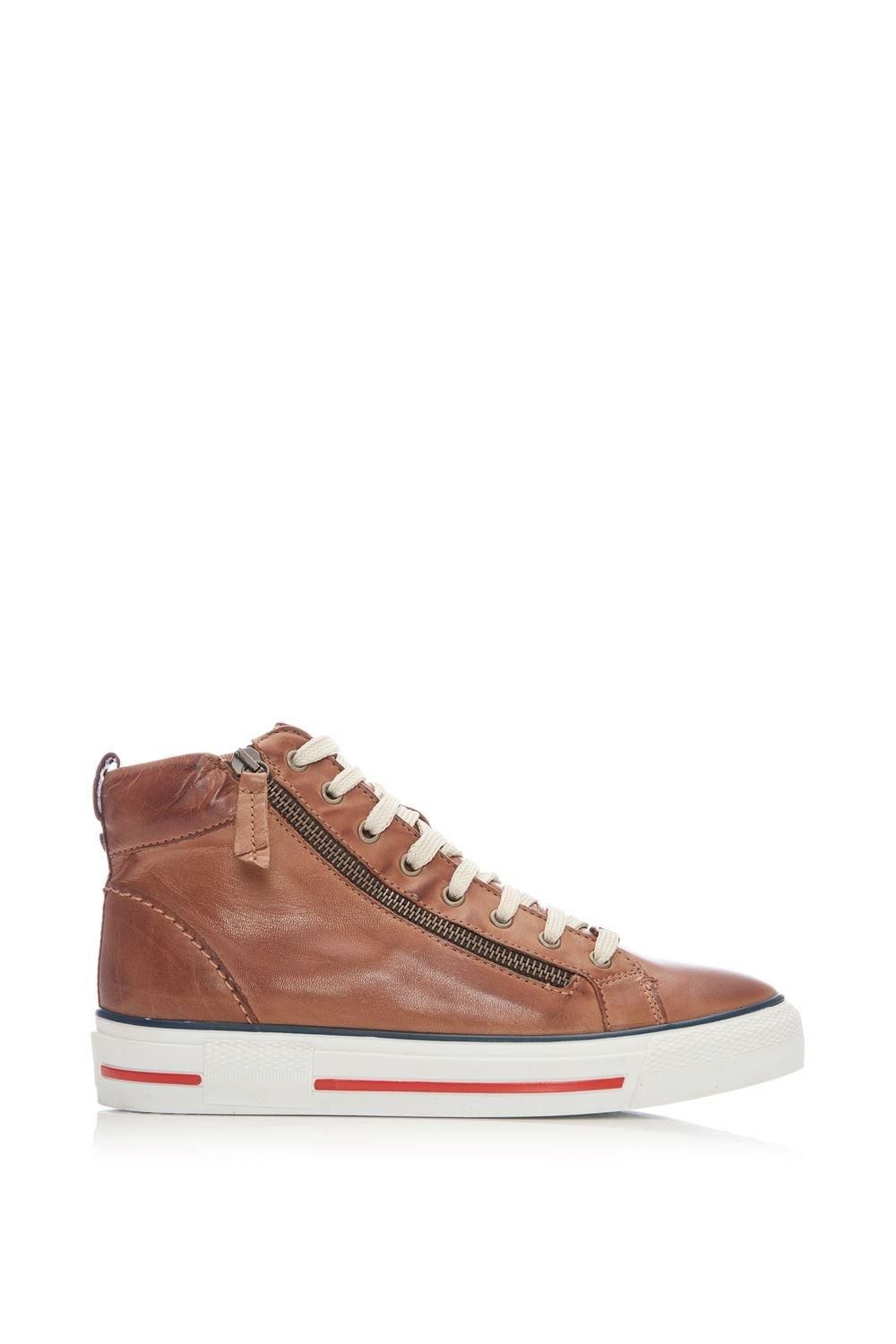 'Ferozi' Leather Trainers