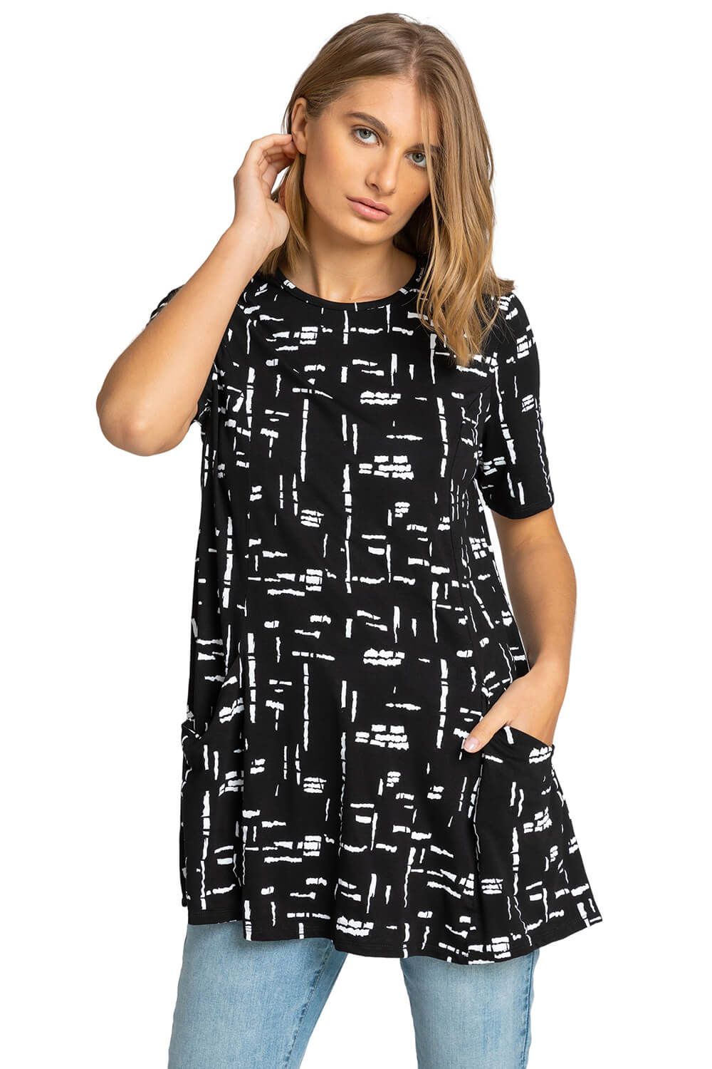 Abstract Pocket Stretch Swing Tunic Top