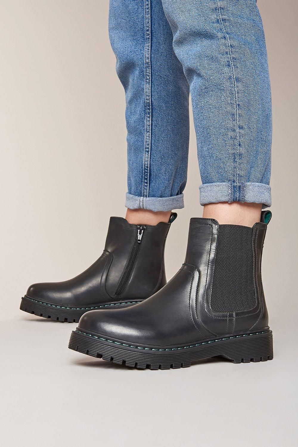 'Abney' Women's Leather Chelsea Boot