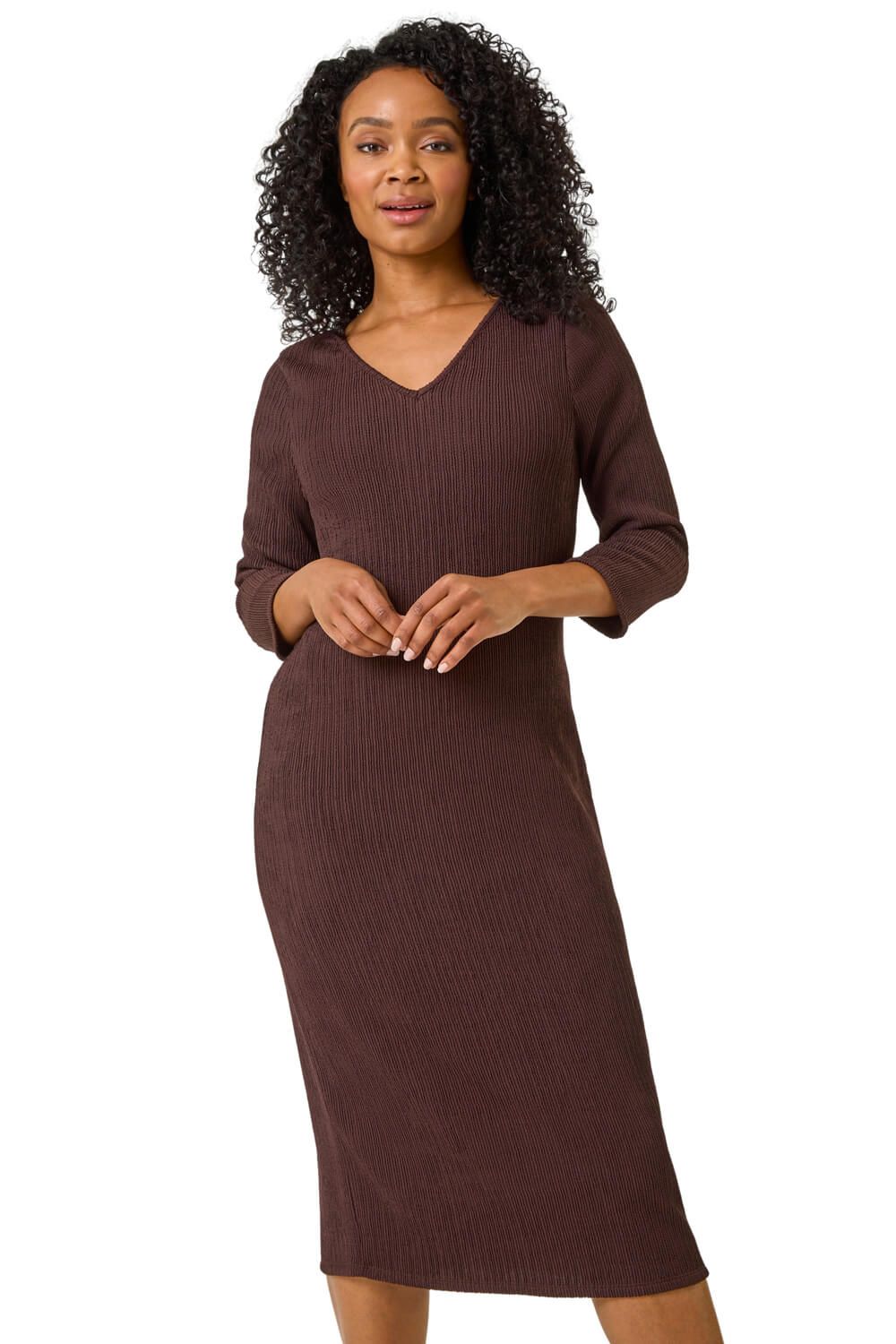 Petite Textured V-Neck Stretch Midi Dress