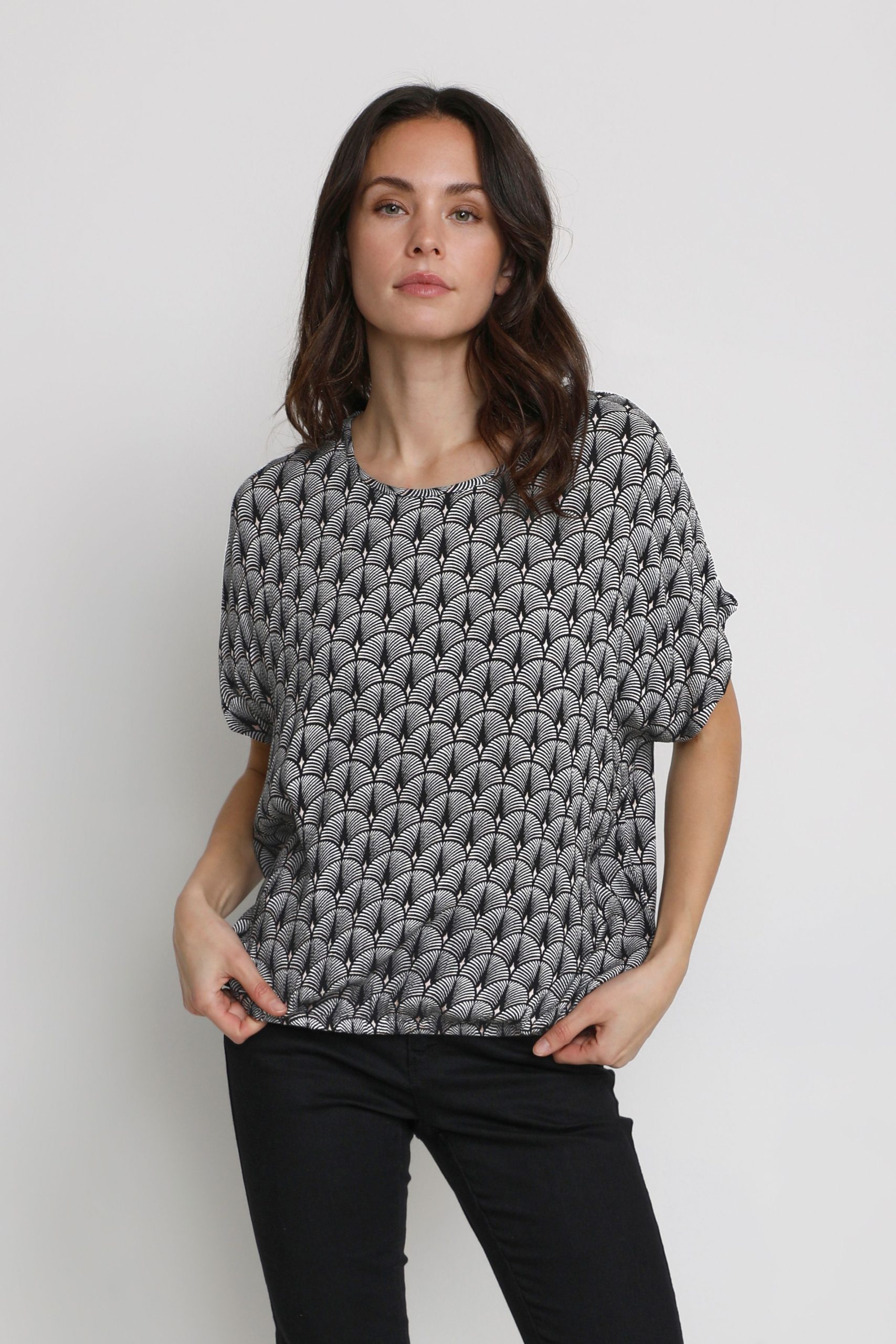 KAedita Amber Short Sleeve Blouse