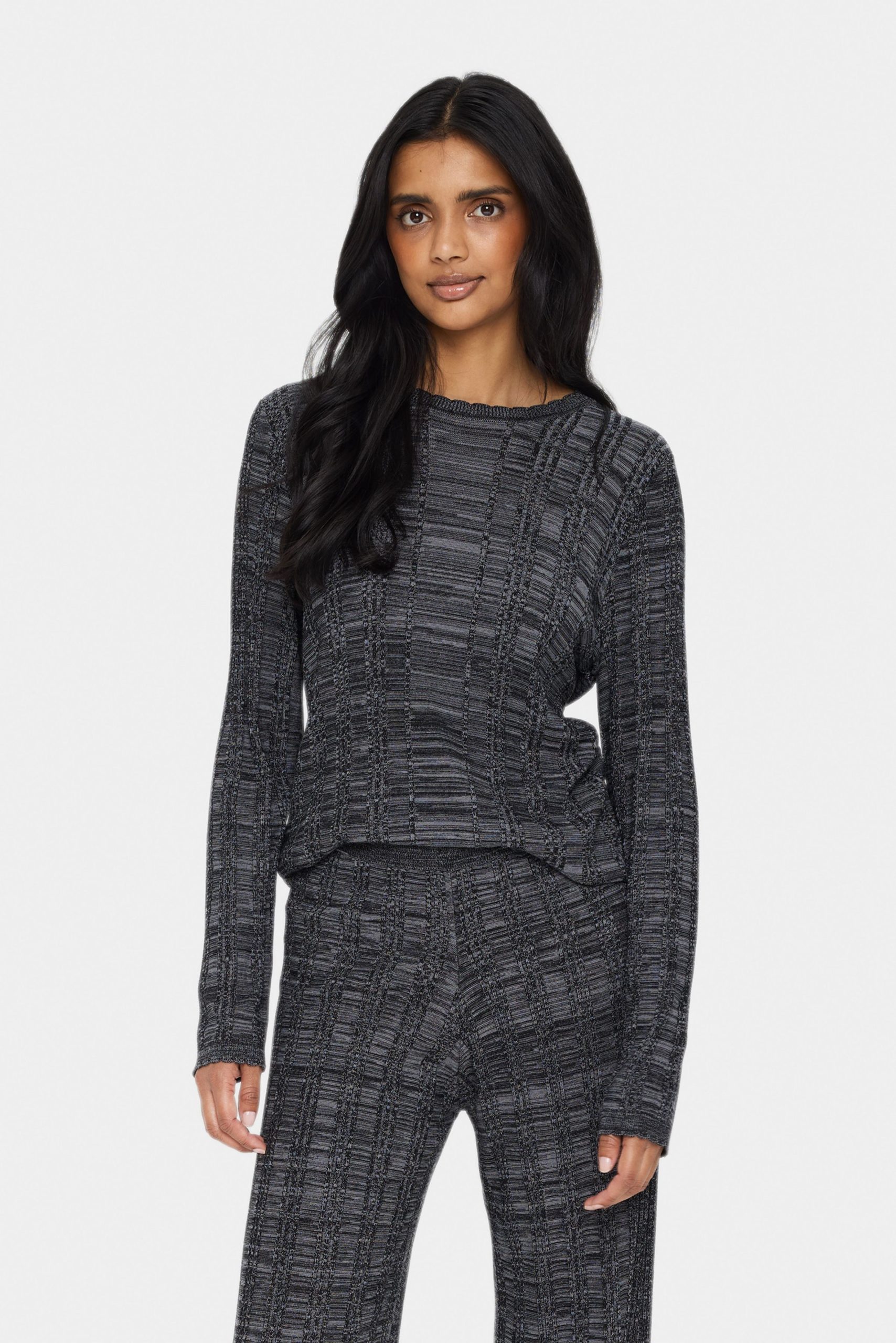 GwenSZ Slim Fit Textured Stripe Pullover