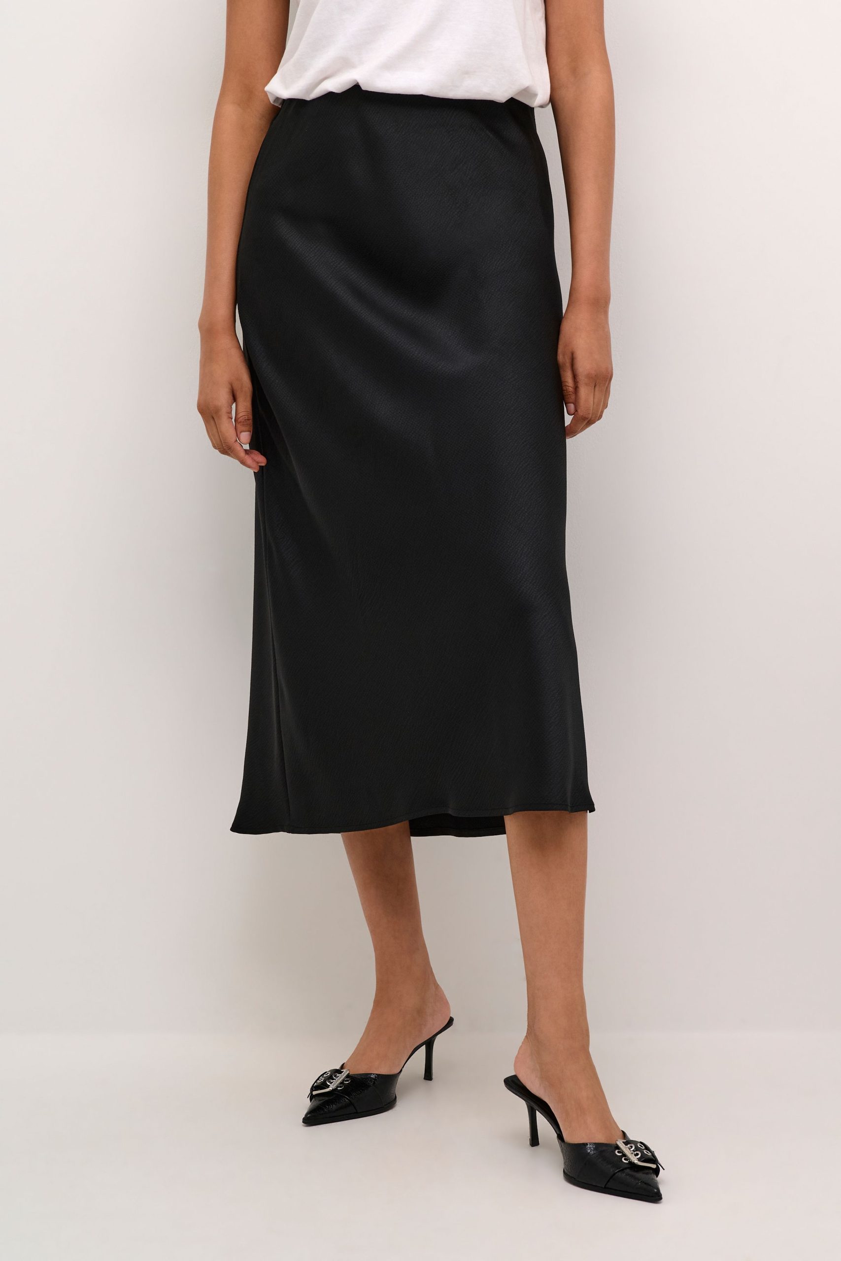 Lotte Satin Elastic Waist Maxi Skirt Plain