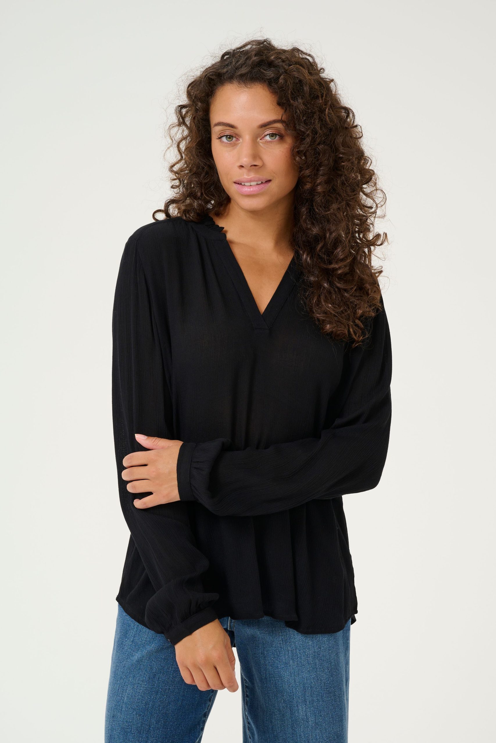 KAamber Blouse V-notch Neck Long Sleeves Plain