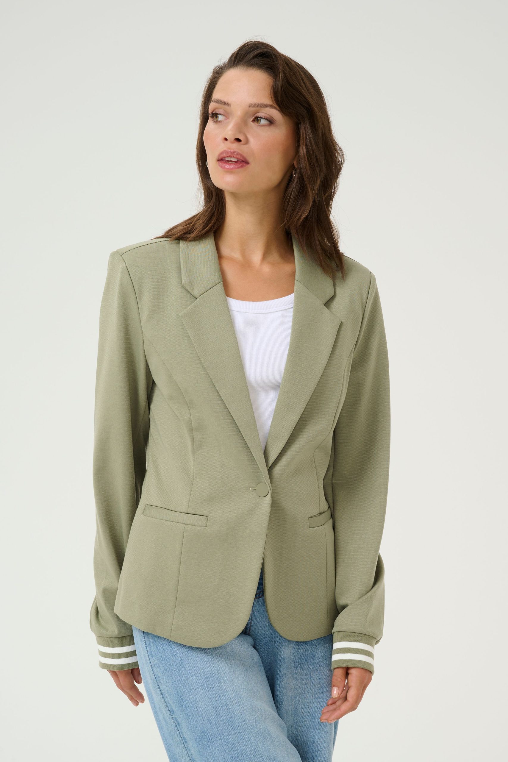 Kinnie Long Sleeve Single Button Blazer