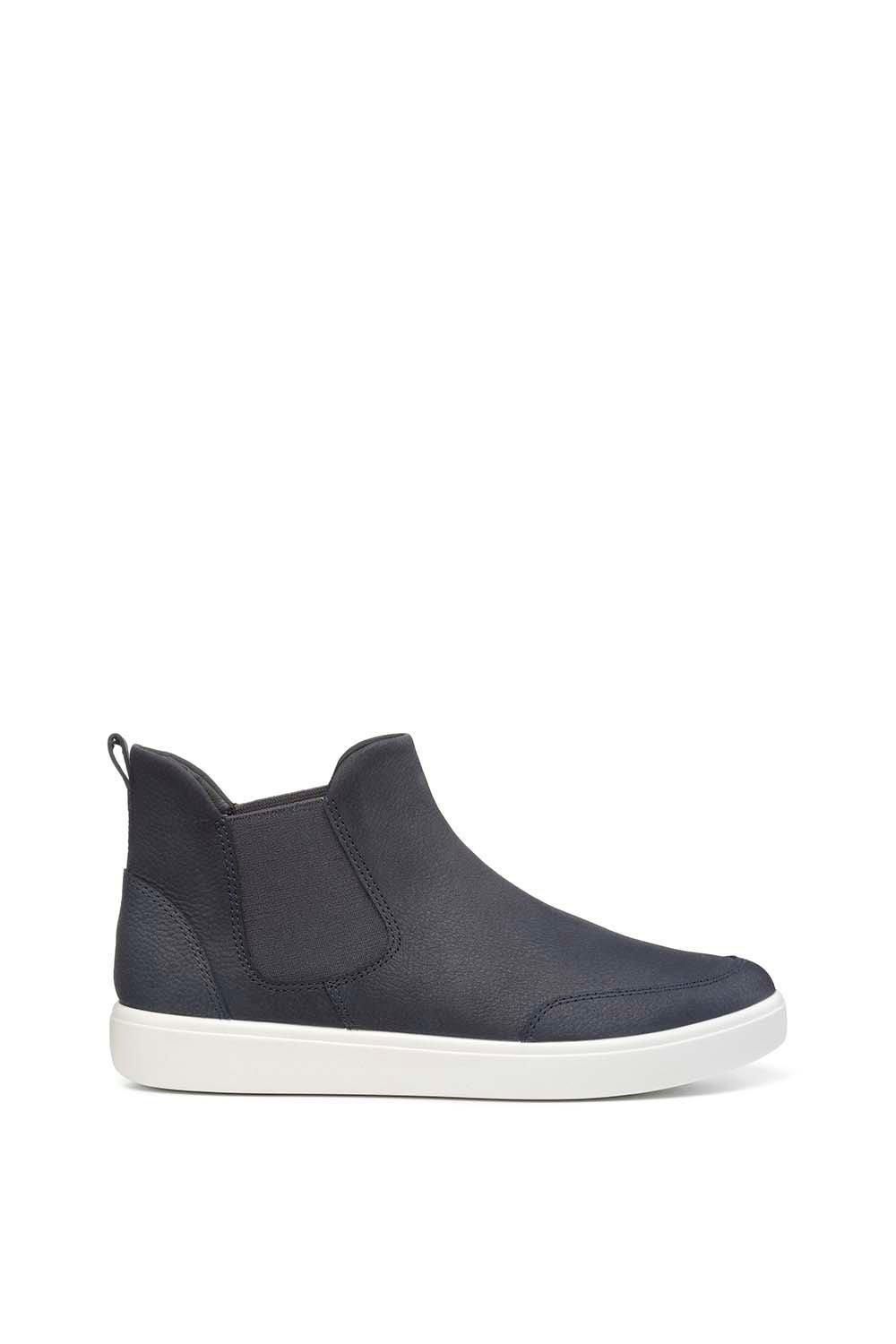 'Fleur' Casual Chelsea Boots